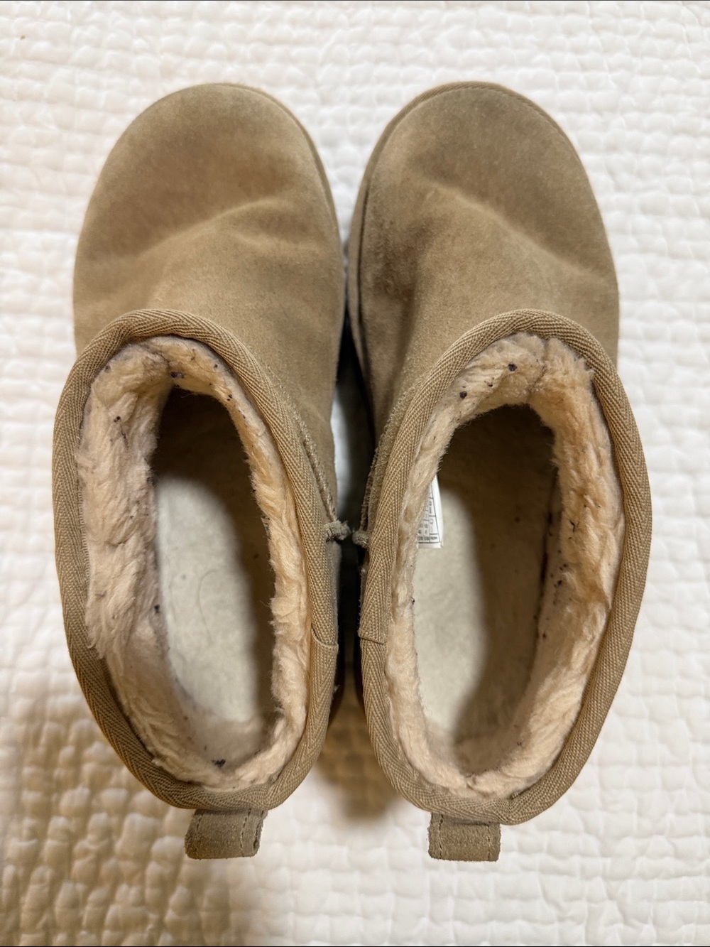 UGG Chestnut Short Shearling Platform Booties size 9 - Picture 2 of 6